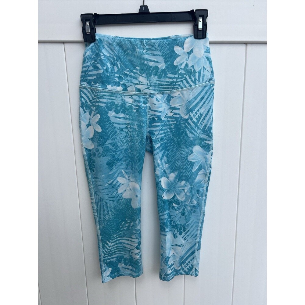 Reel Legends Capri Leggings Womens XS Activewear Blue Floral